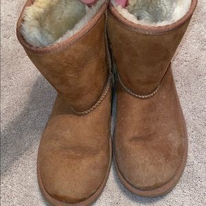 Tan Short Ugg Boots